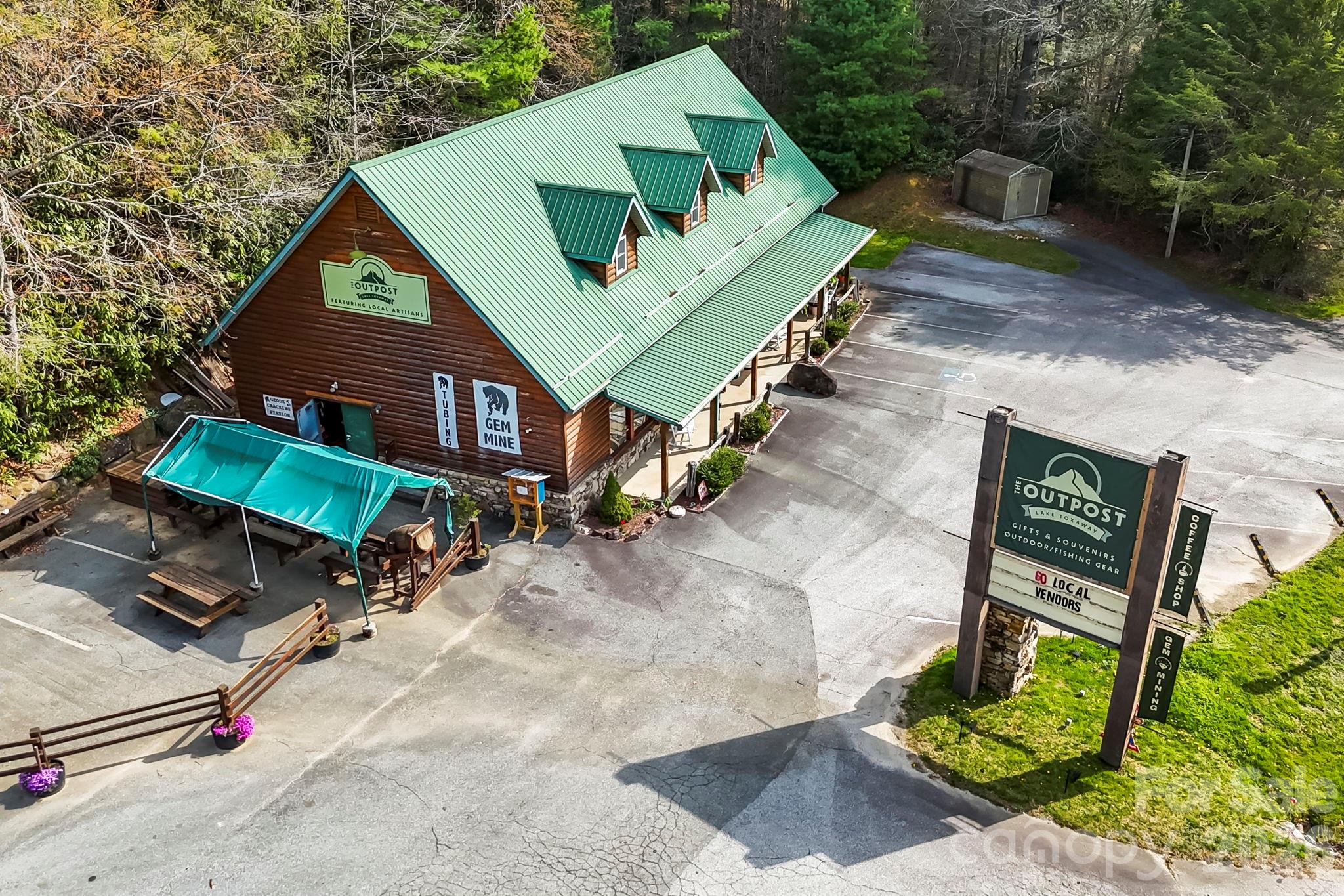 10932 Rosman Highway