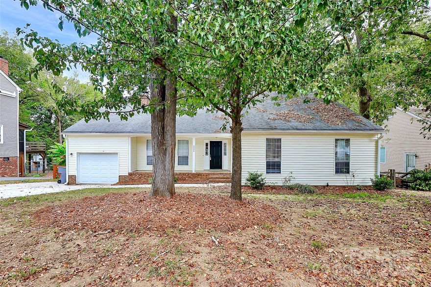 Beautiful 3BD/2BA move-in-ready ranch home in the Wexford community. The master bedroom includes a spacious master bath with glass shower and separate garden tub. Large deck overlooking backyard with plenty of shade. Office/study/playroom for extra space. Home is located in well established neighborhood close to I-485, I-85 and UNCC.

Technology Fee: $20/Month
Pets: Non-refundable Pet Fee of $250/pet + monthly Pet Rent of $20/pet