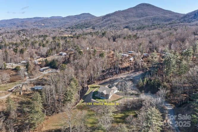 105 Sheila Wynne Drive 8