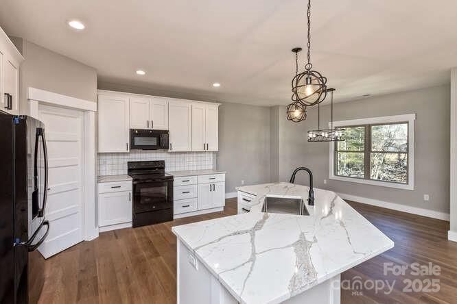 Hutch Mountain Estates - Residential