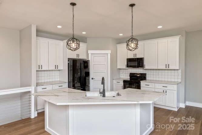 Hutch Mountain Estates - Residential