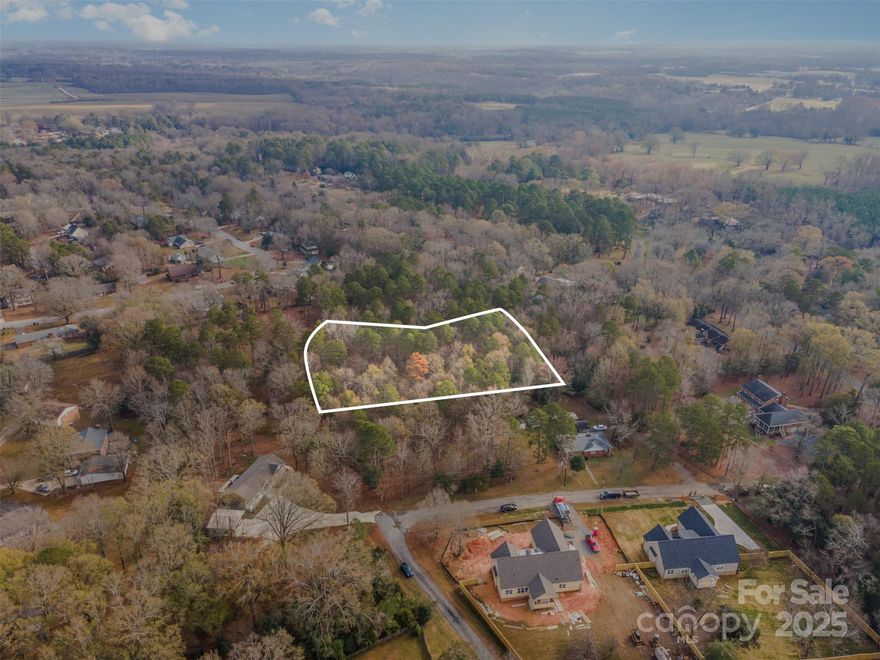 Beautiful wooded tract with a full acre of land that can be subdivided. Whether you want ample space to design a custom home that fits your lifestyle or build 2 homes. Do you dream of a cozy cabin, a modern farmhouse, or a spacious ranch-style home, this lot gives you the freedom to build exactly what you want. Close to everything that downtown Monroe has to offer!

**Please note that current zoning allows for 2 houses per acre**