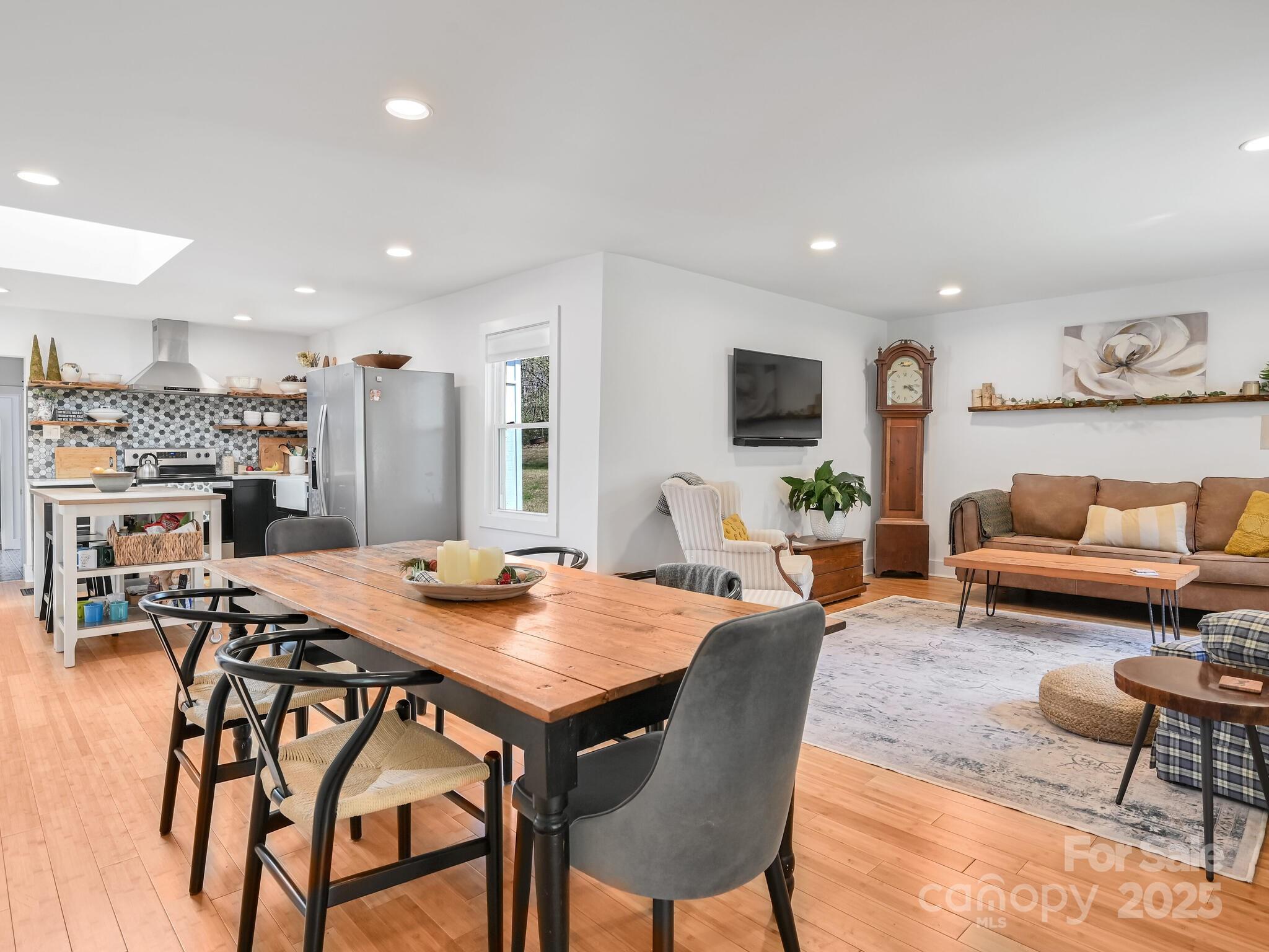 3855 Peniel Road