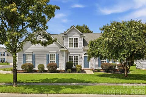 Photo of 12003 Planters Estates Drive, Charlotte, NC 28278 (MLS # 4408406)