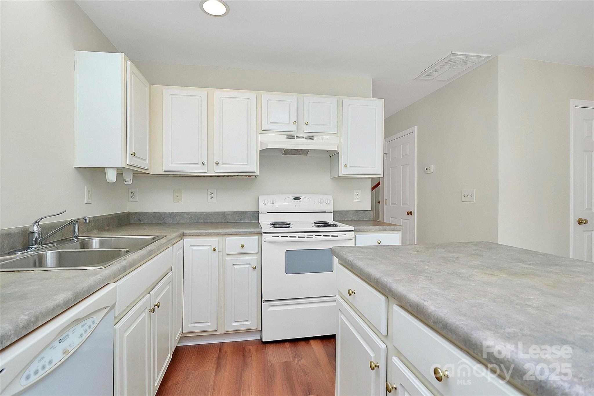 Cole Creek - Residential Lease