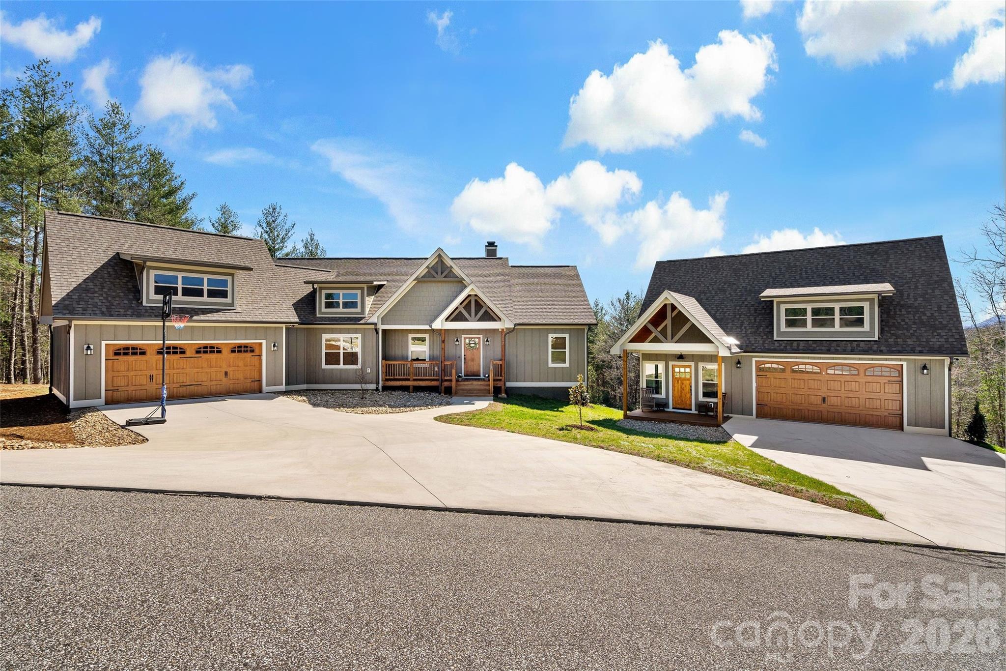 207 Lake Crest Drive 11