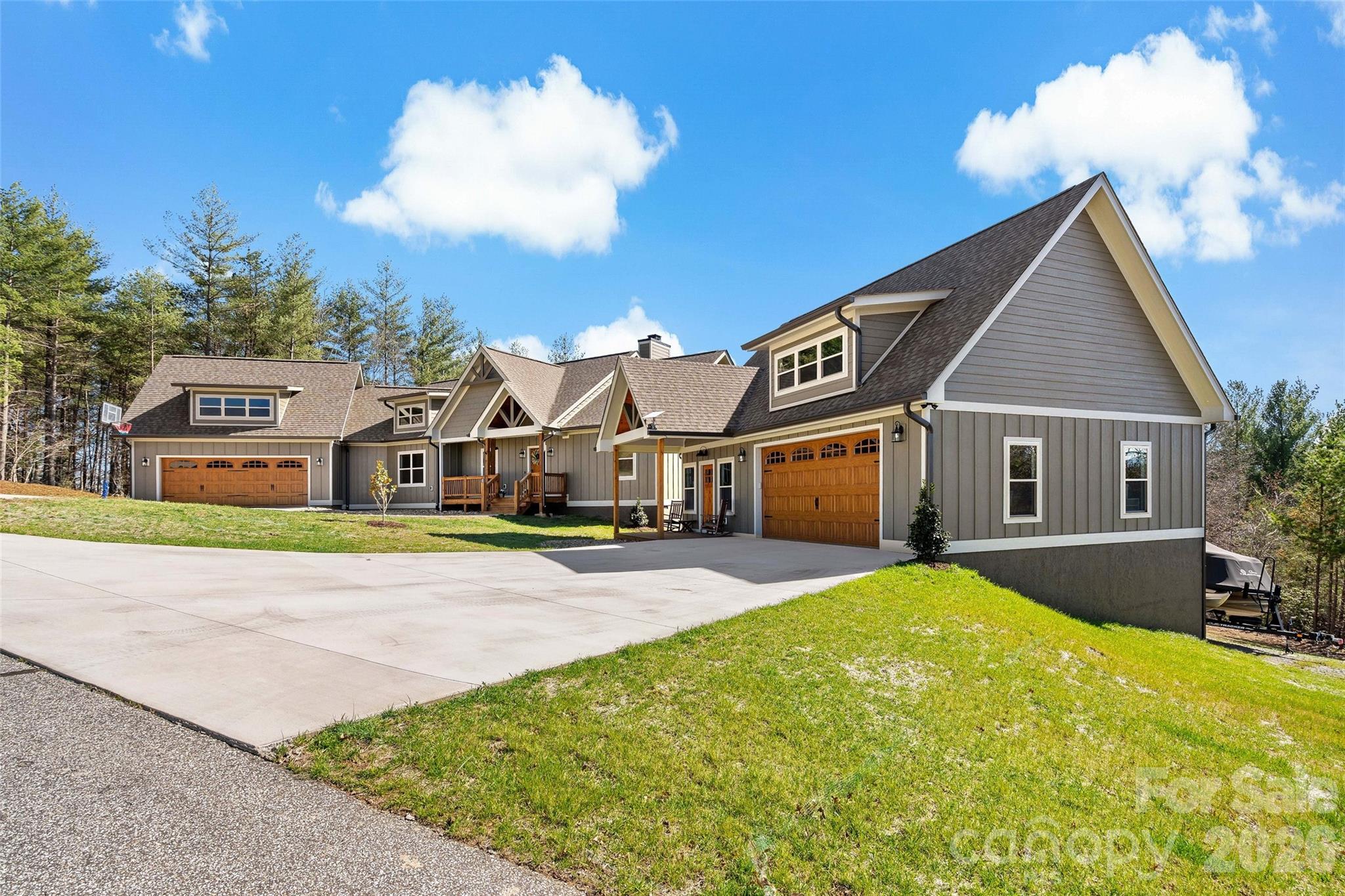 Bear Cliff - Residential