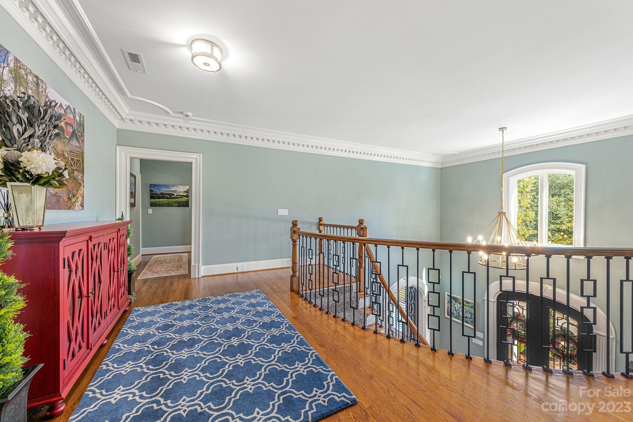 Seven Eagles - Residential