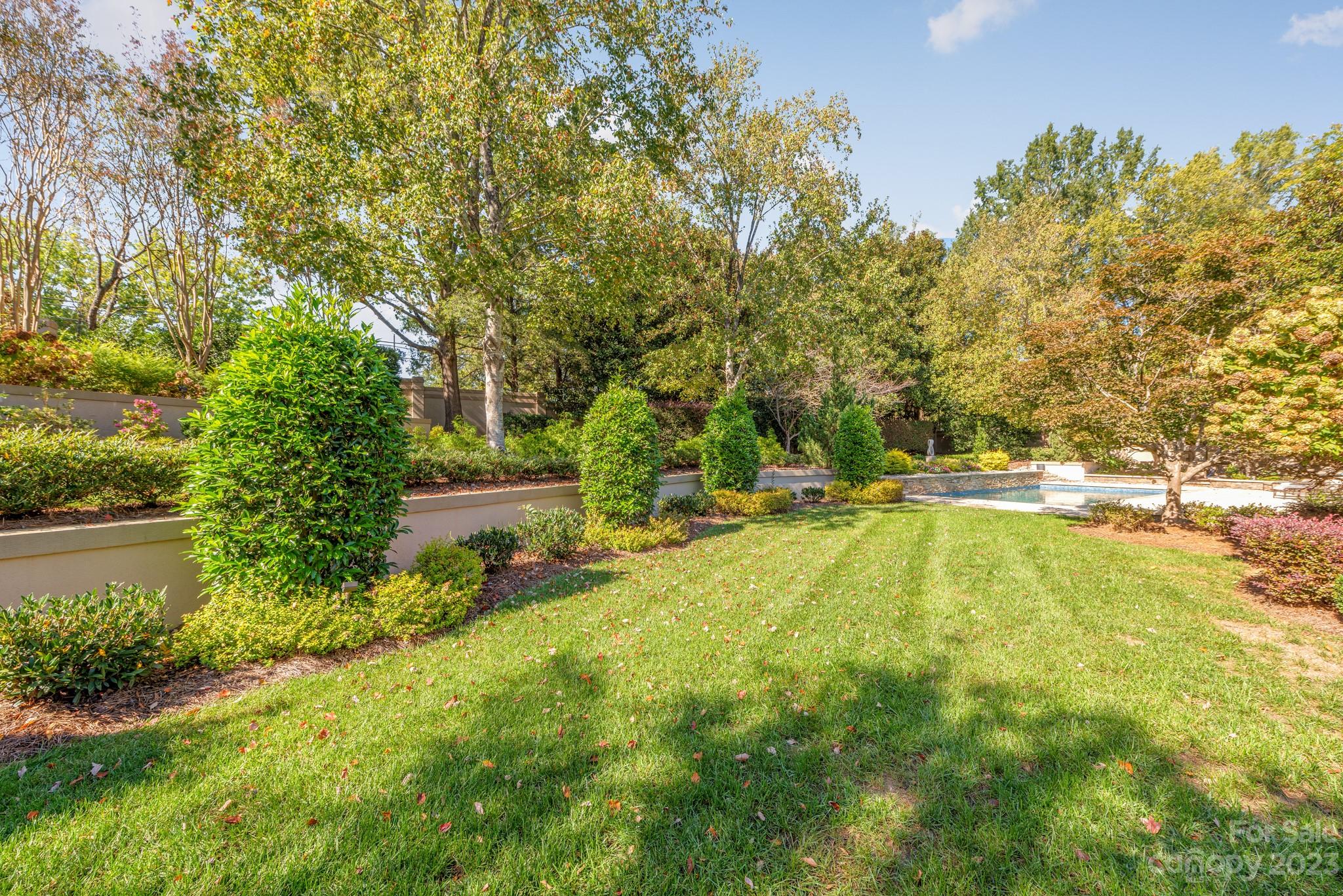 Seven Eagles - Residential