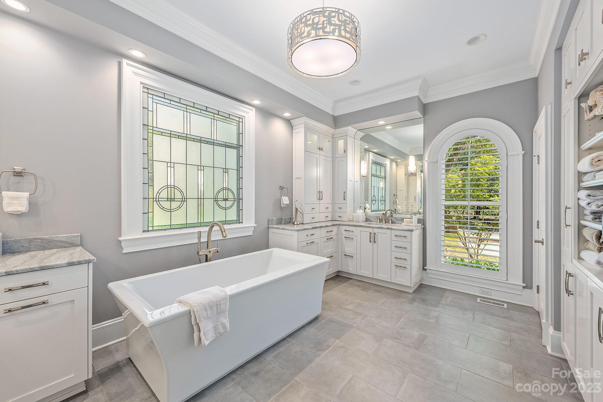 Seven Eagles - Residential