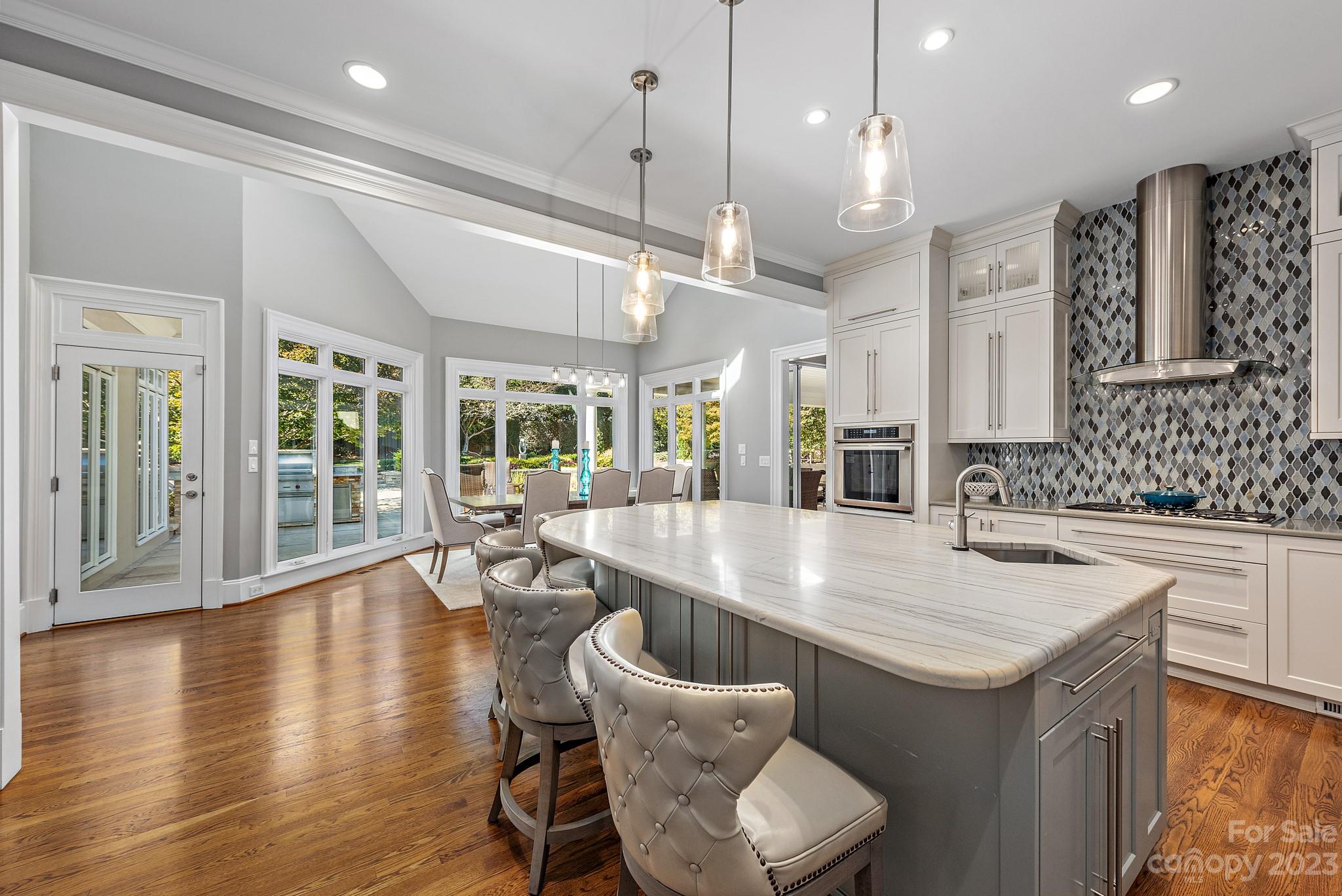 Seven Eagles - Residential