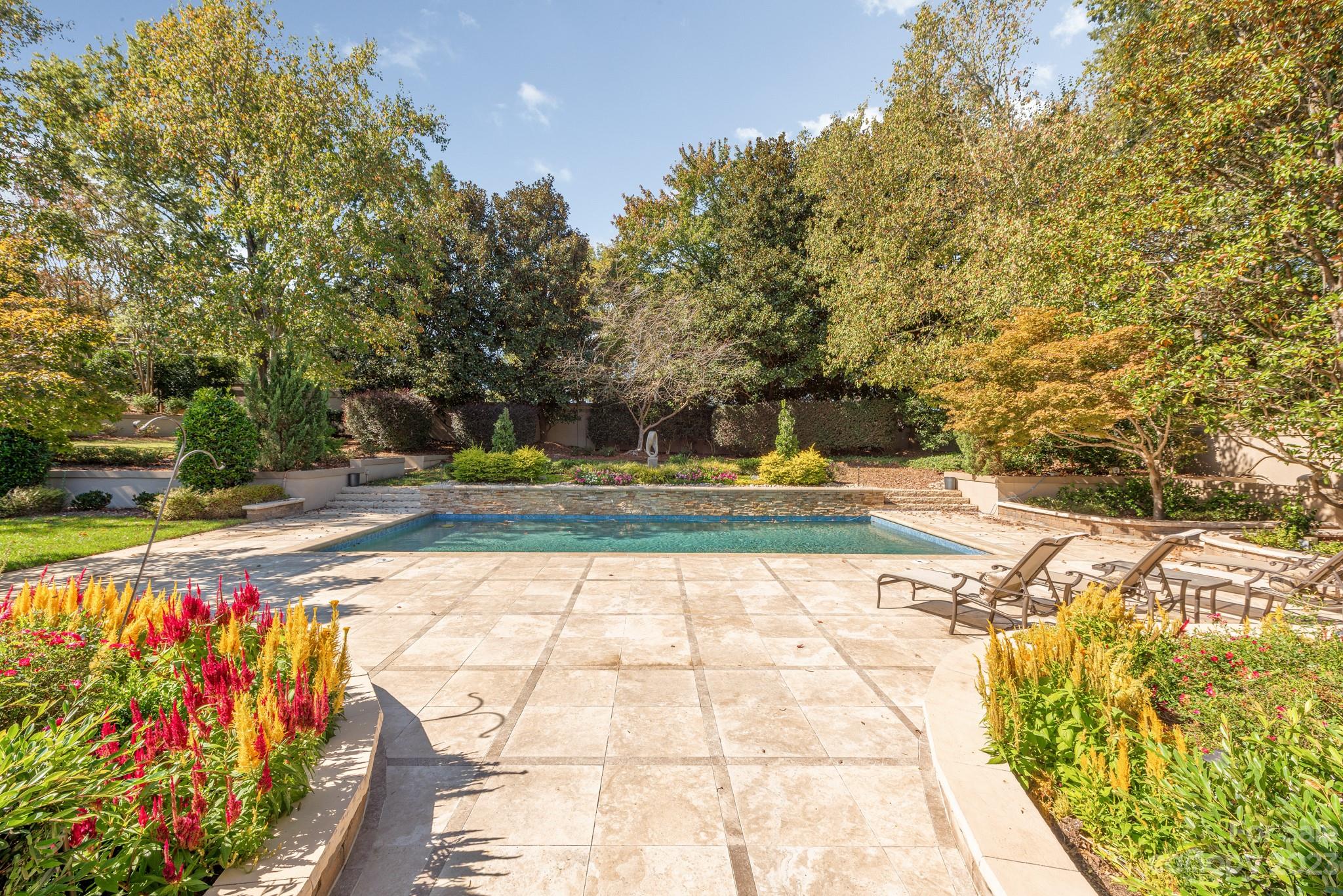 Seven Eagles - Residential