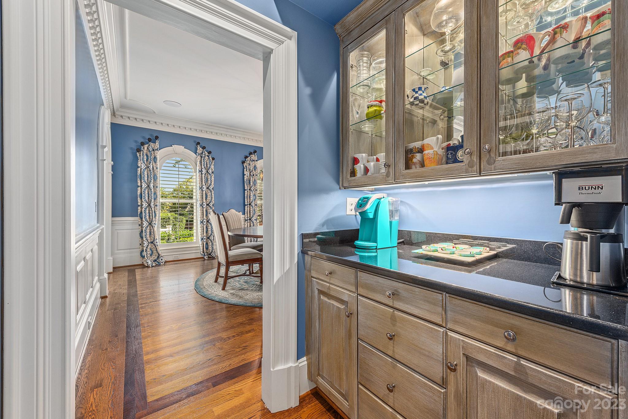 Seven Eagles - Residential