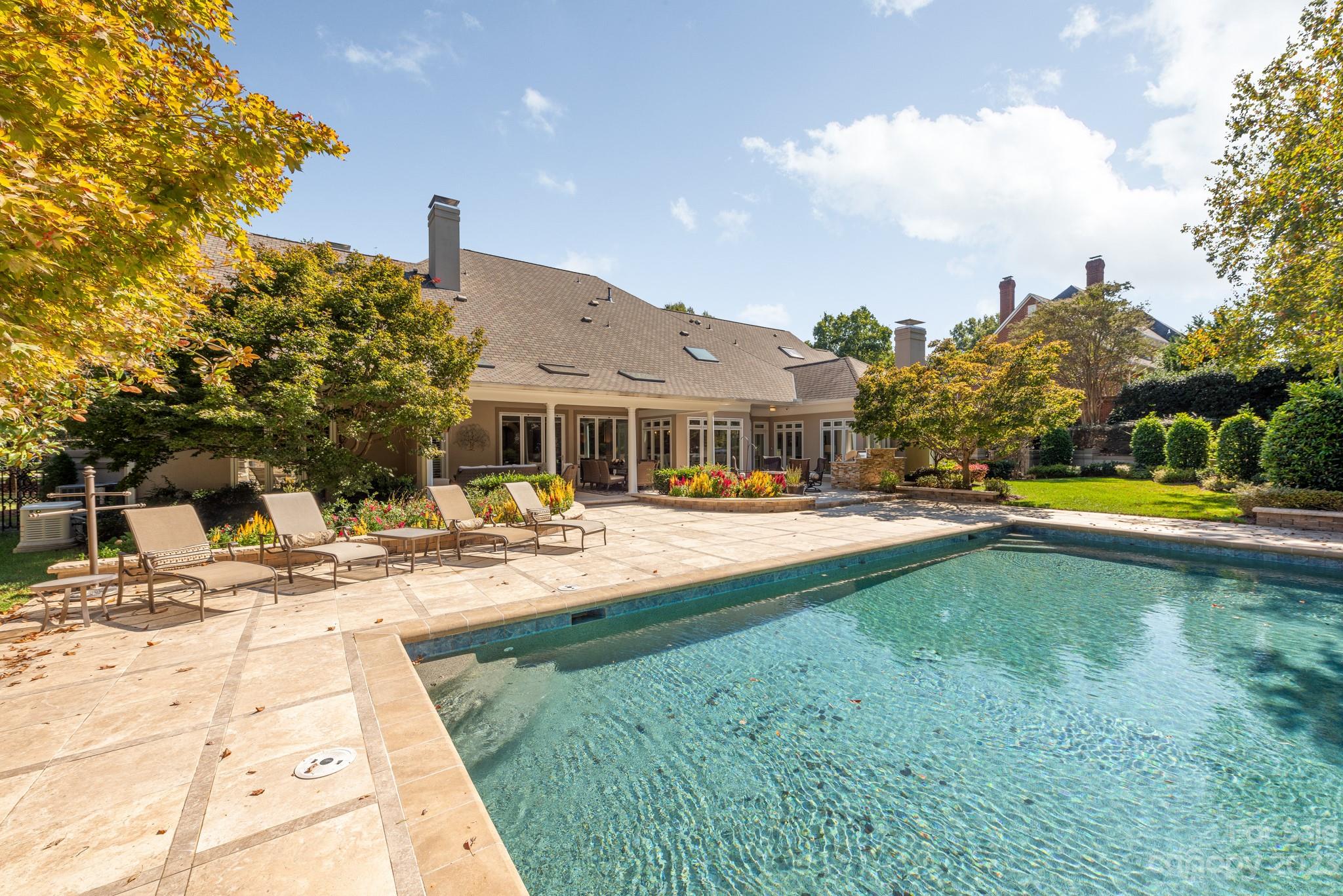 Seven Eagles - Residential