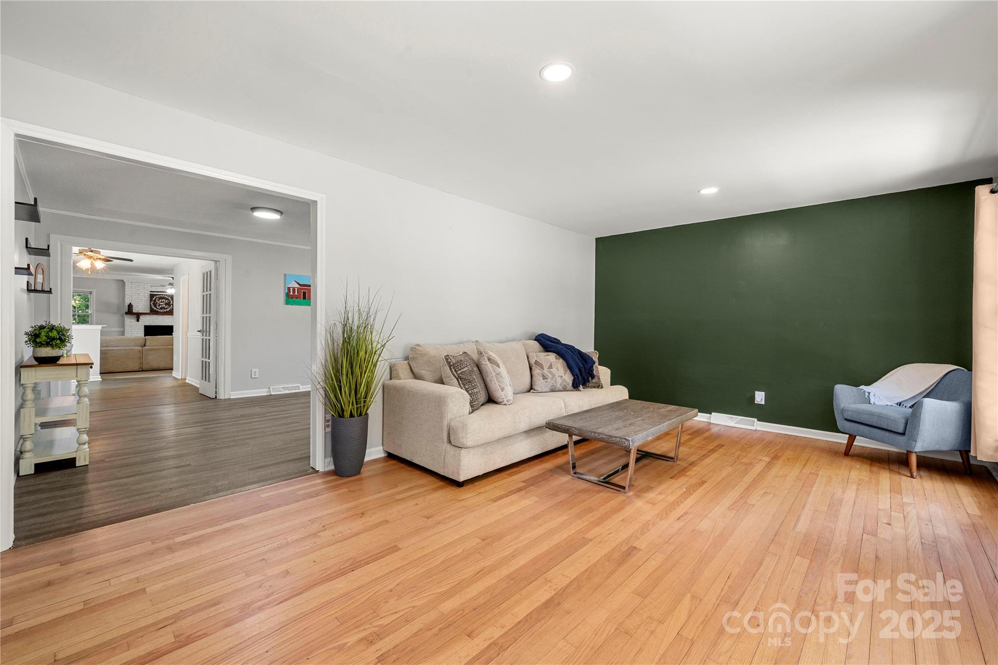 6215 Cross Creek Lane
