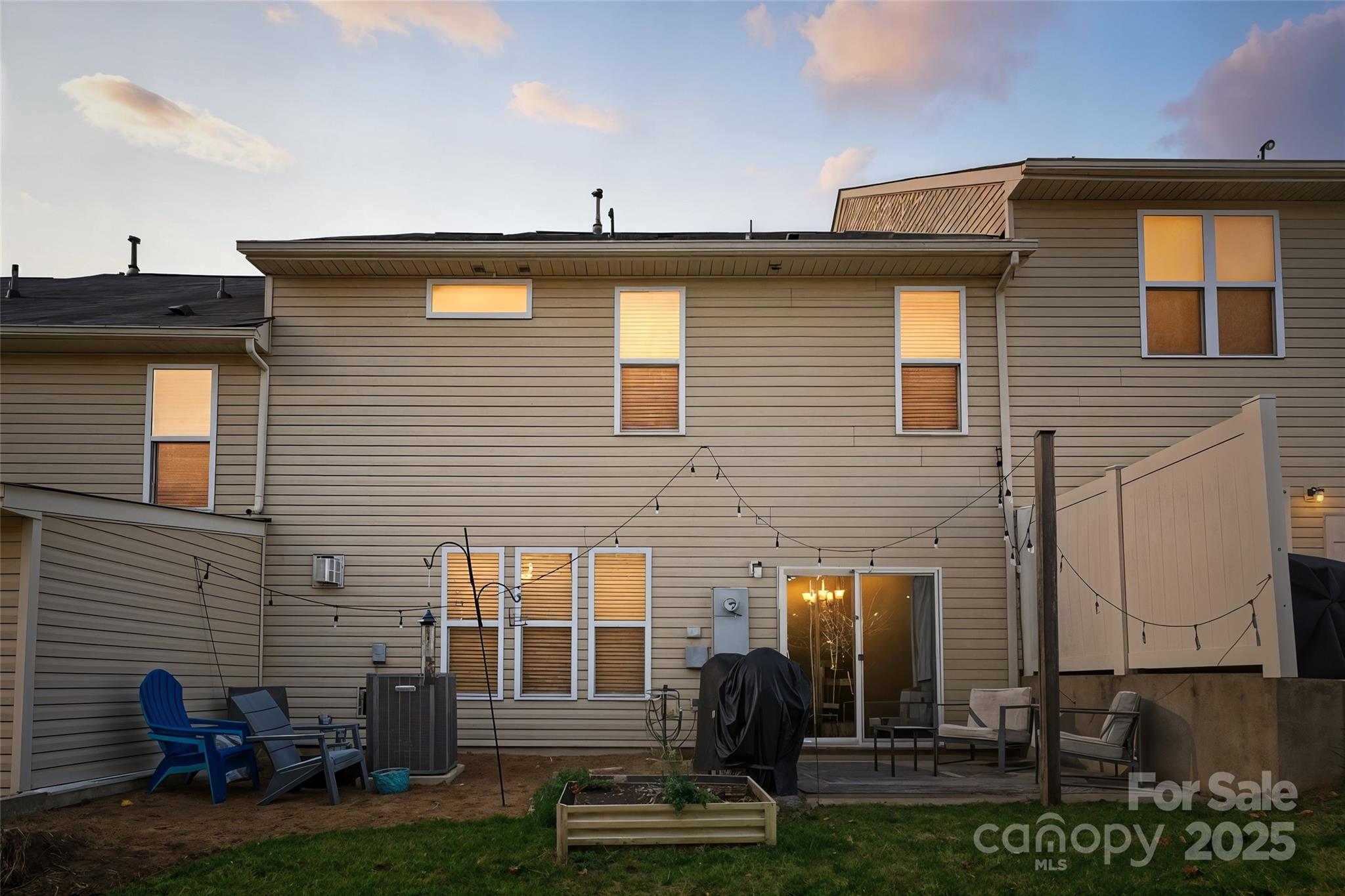 Park South Station - Residential