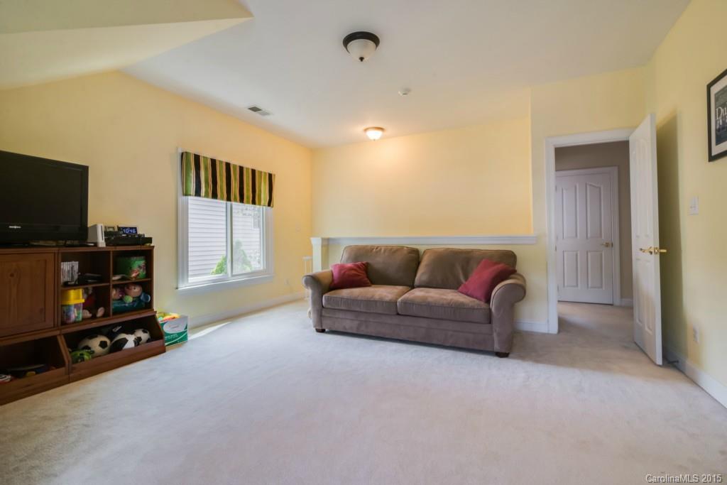 Hunter Oaks - Residential