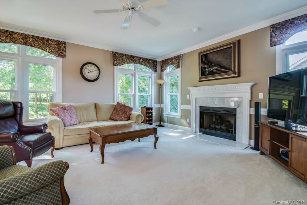 Hunter Oaks - Residential