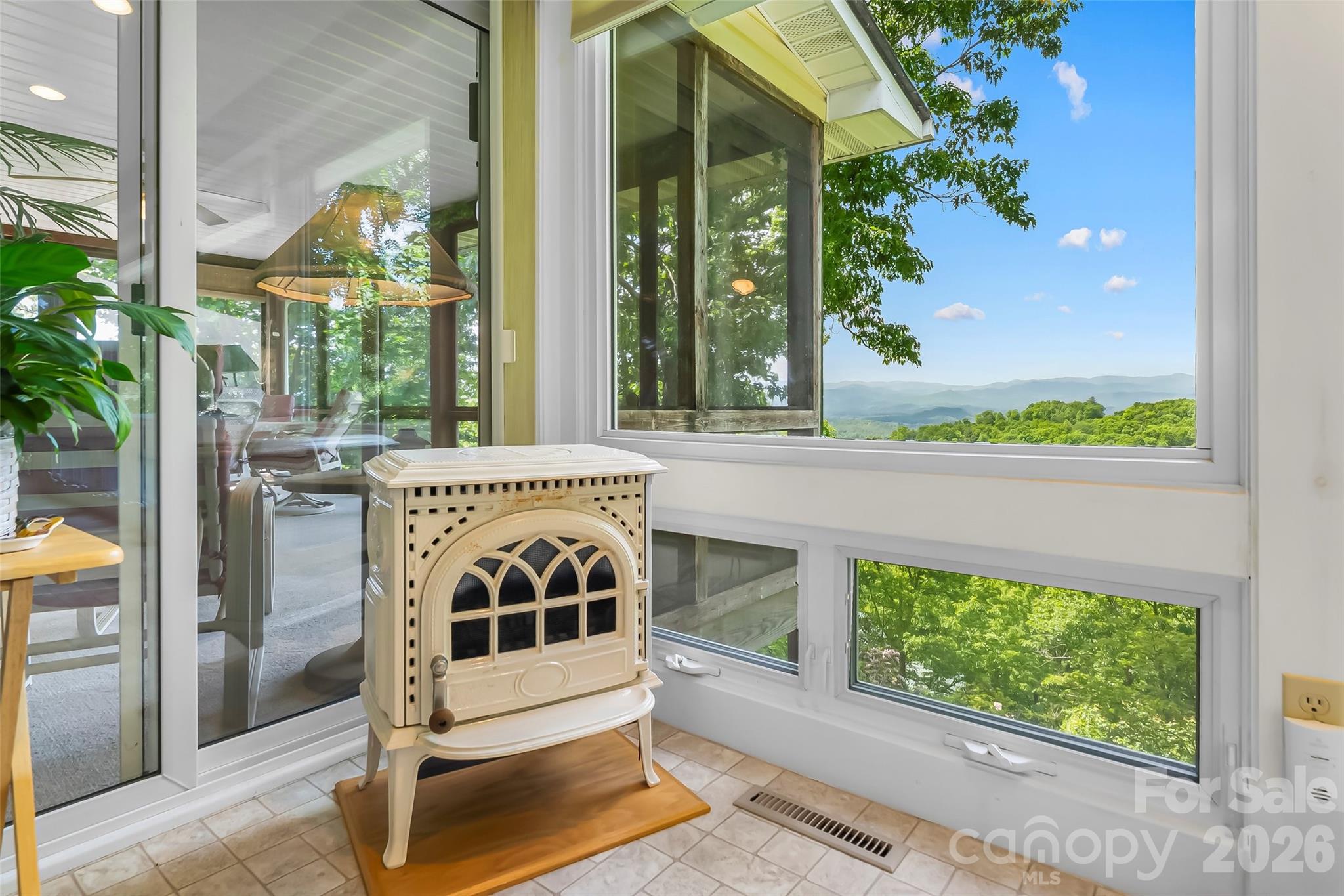 120 Eagle Rock Trail