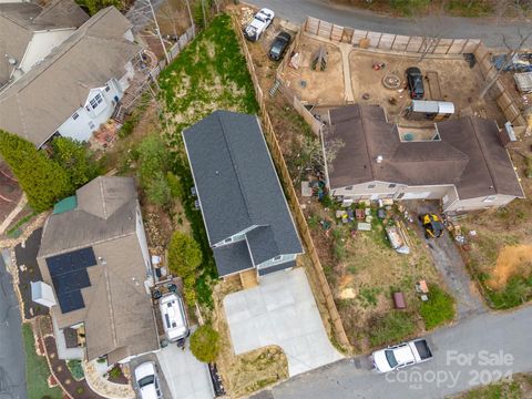 A home in Hendersonville