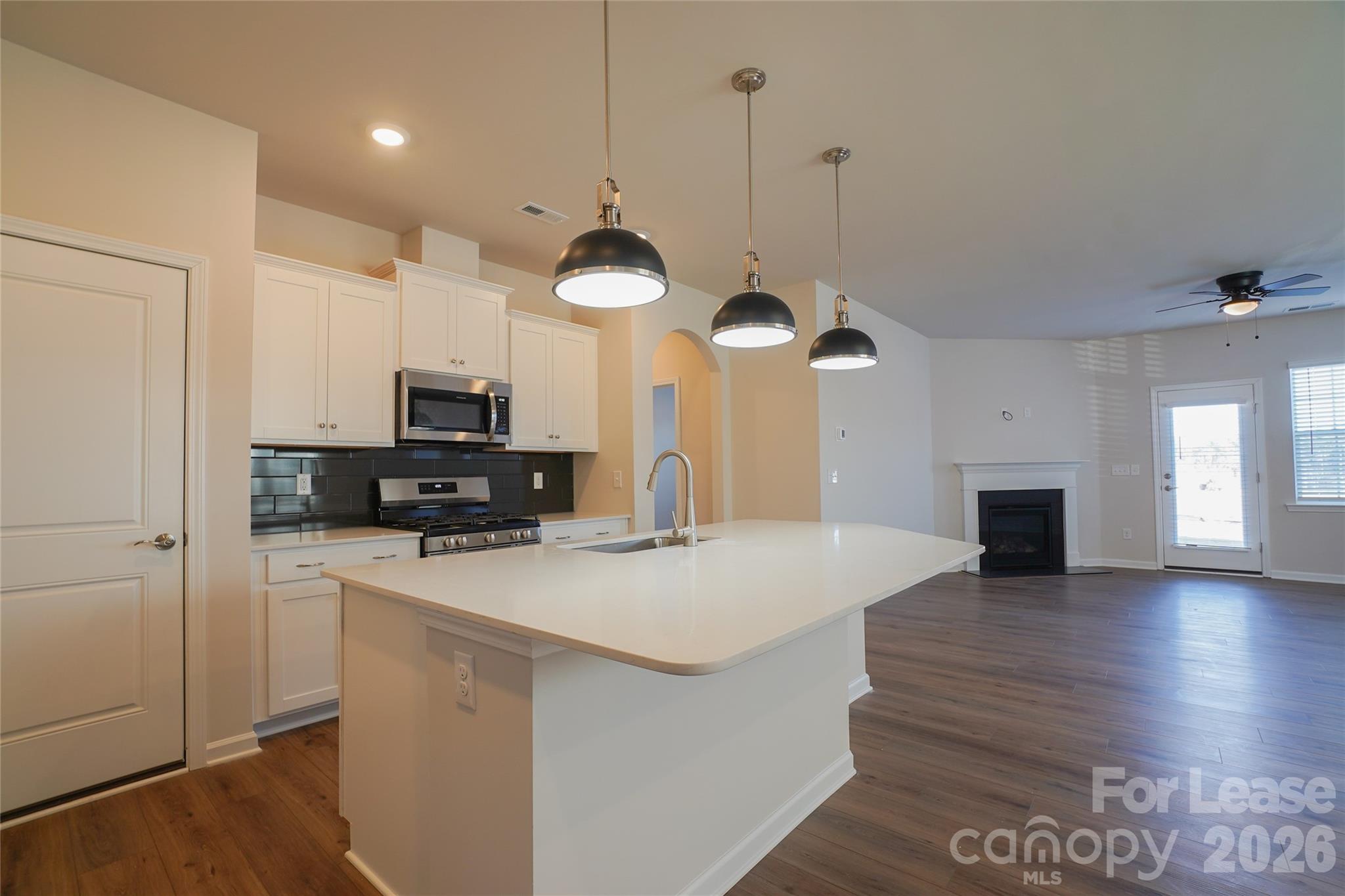 Redhawk - Residential Lease