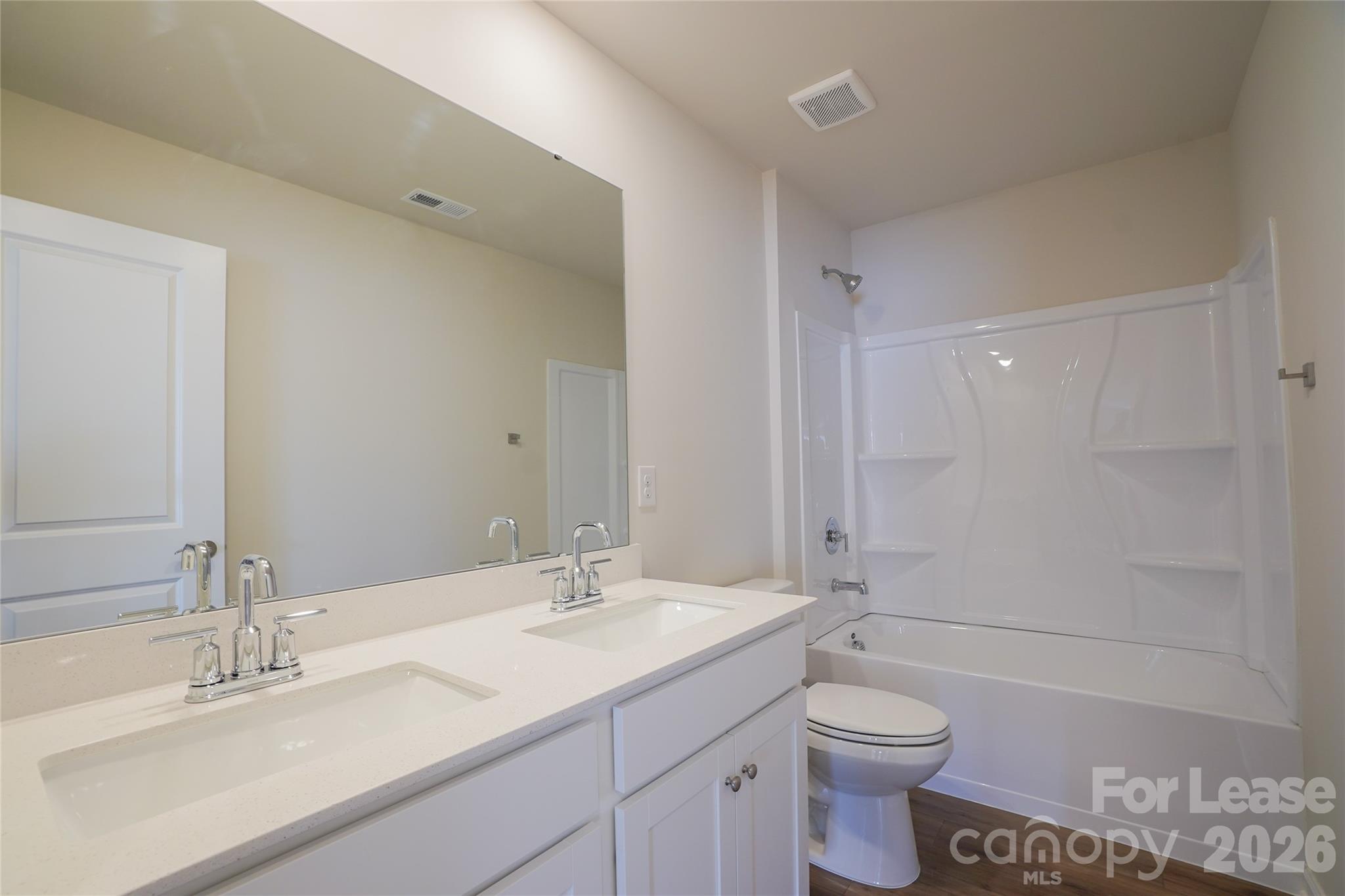 Redhawk - Residential Lease