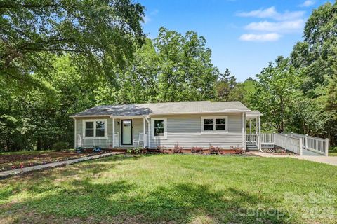 Photo of 2101 Steele Street, Monroe, NC 28110 (MLS # 4386741)
