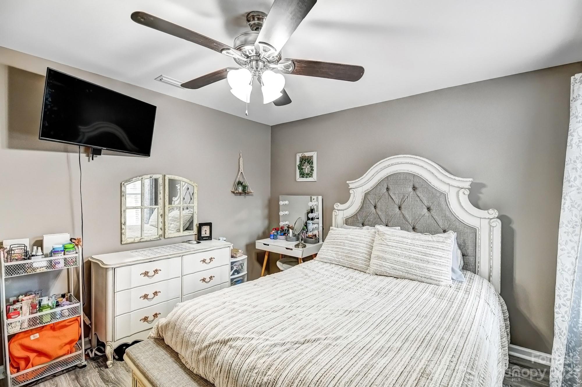 Huntington Hills - Residential