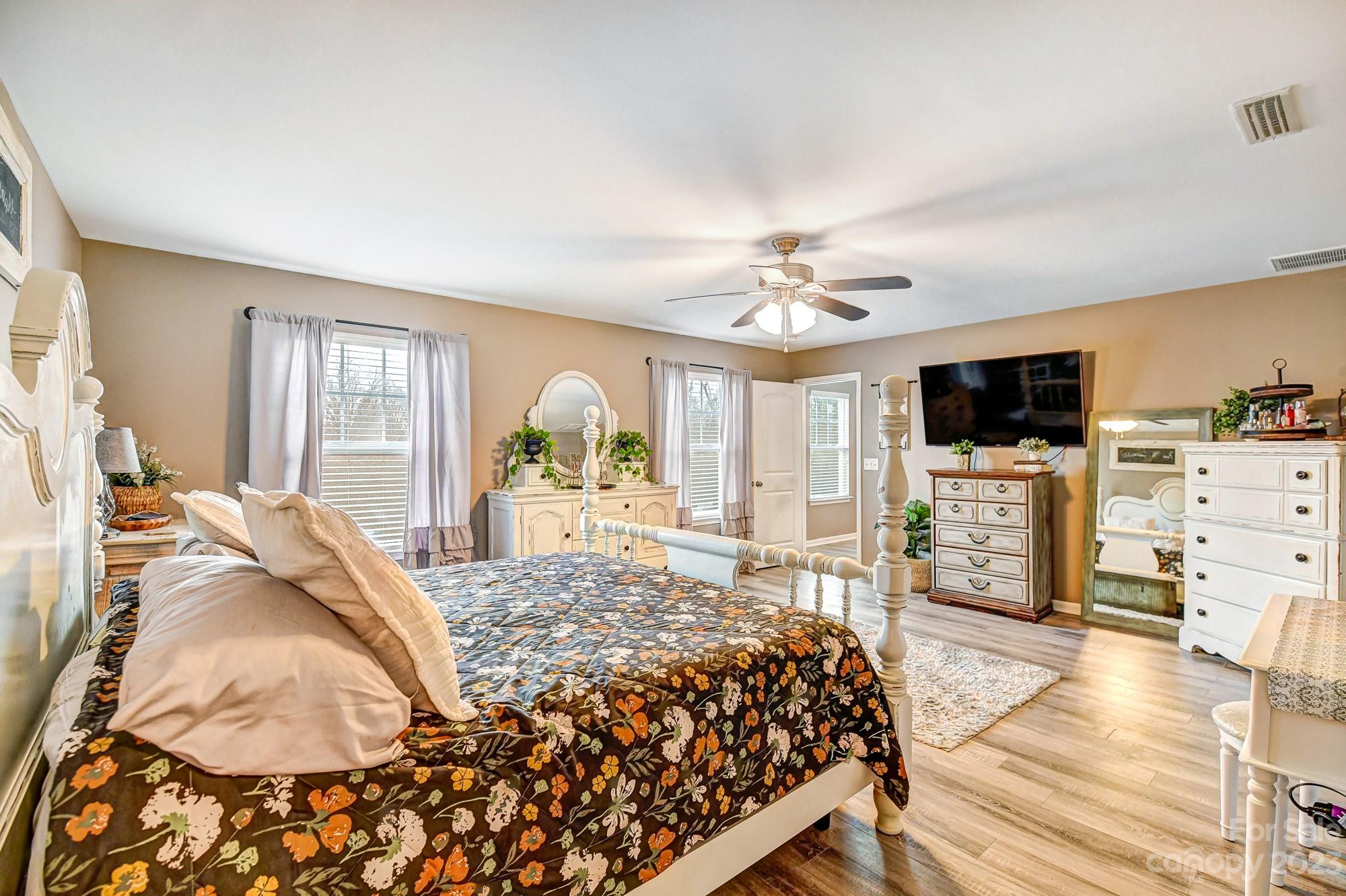 Huntington Hills - Residential