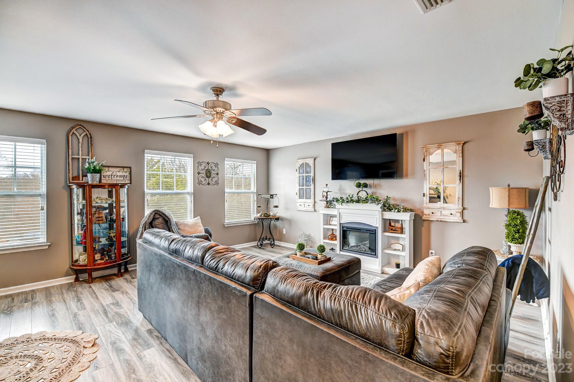 Huntington Hills - Residential