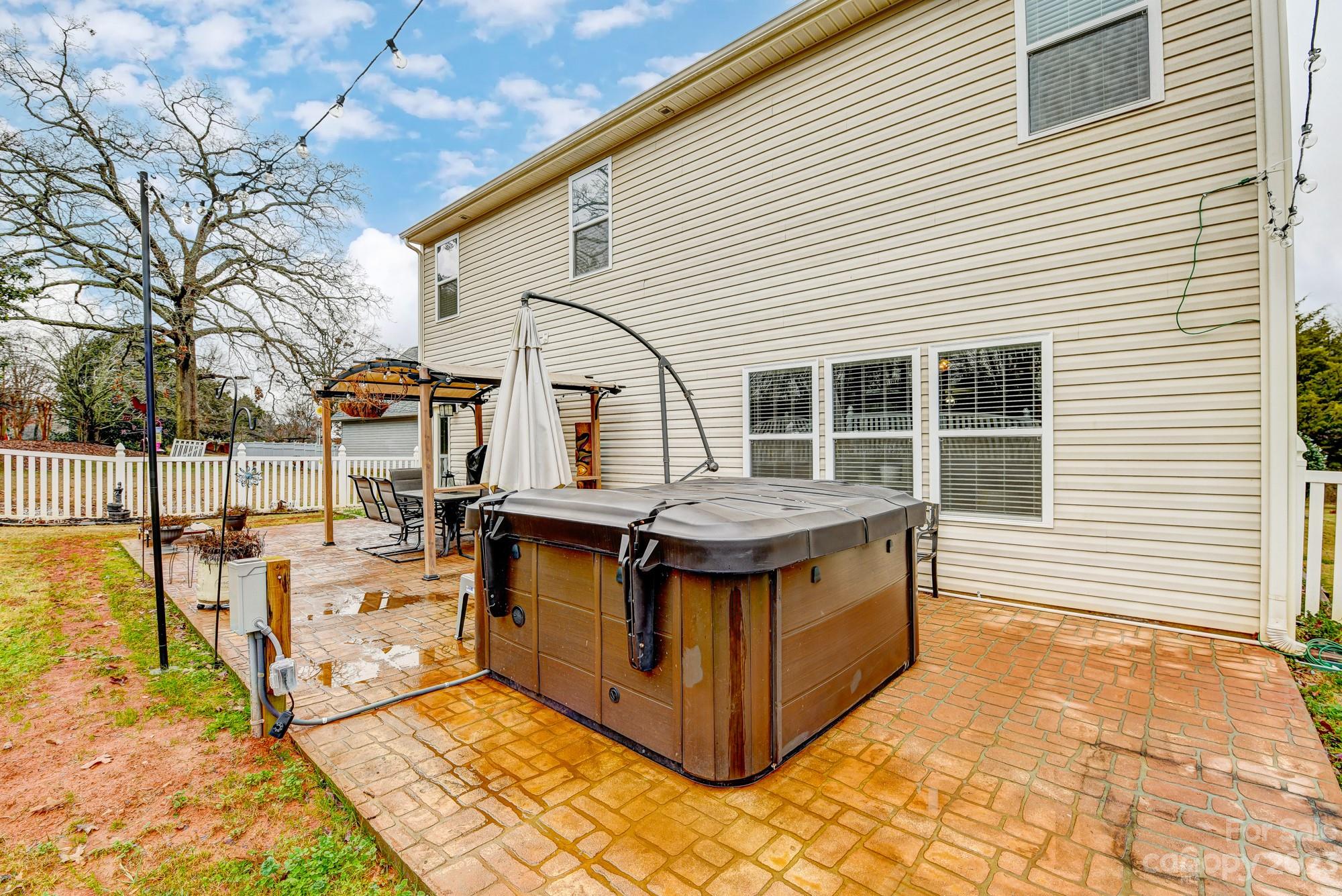 Huntington Hills - Residential