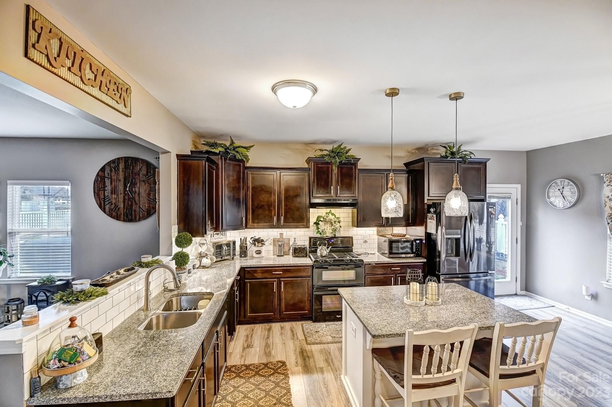 Huntington Hills - Residential