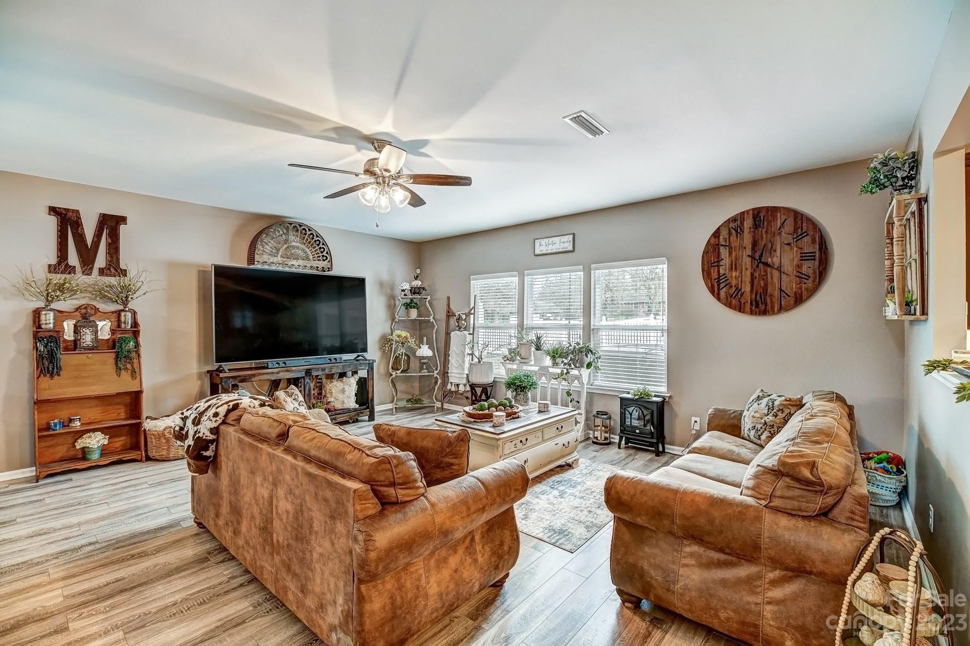 Huntington Hills - Residential