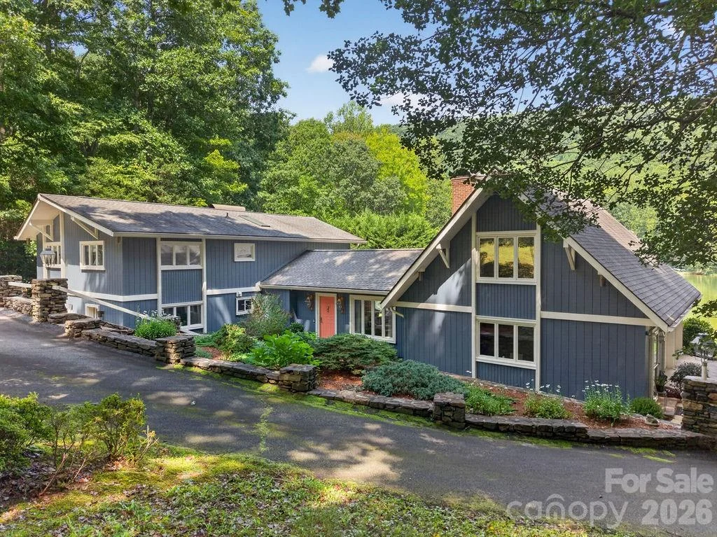 865 Haven Drive, Saluda, NC, 28773