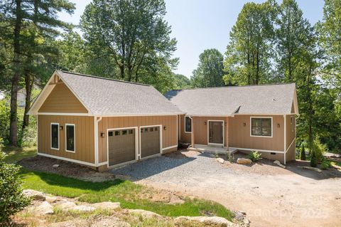 Photo of 654 Hollybrook Drive, Flat Rock, NC 28731 (MLS # 4167426)