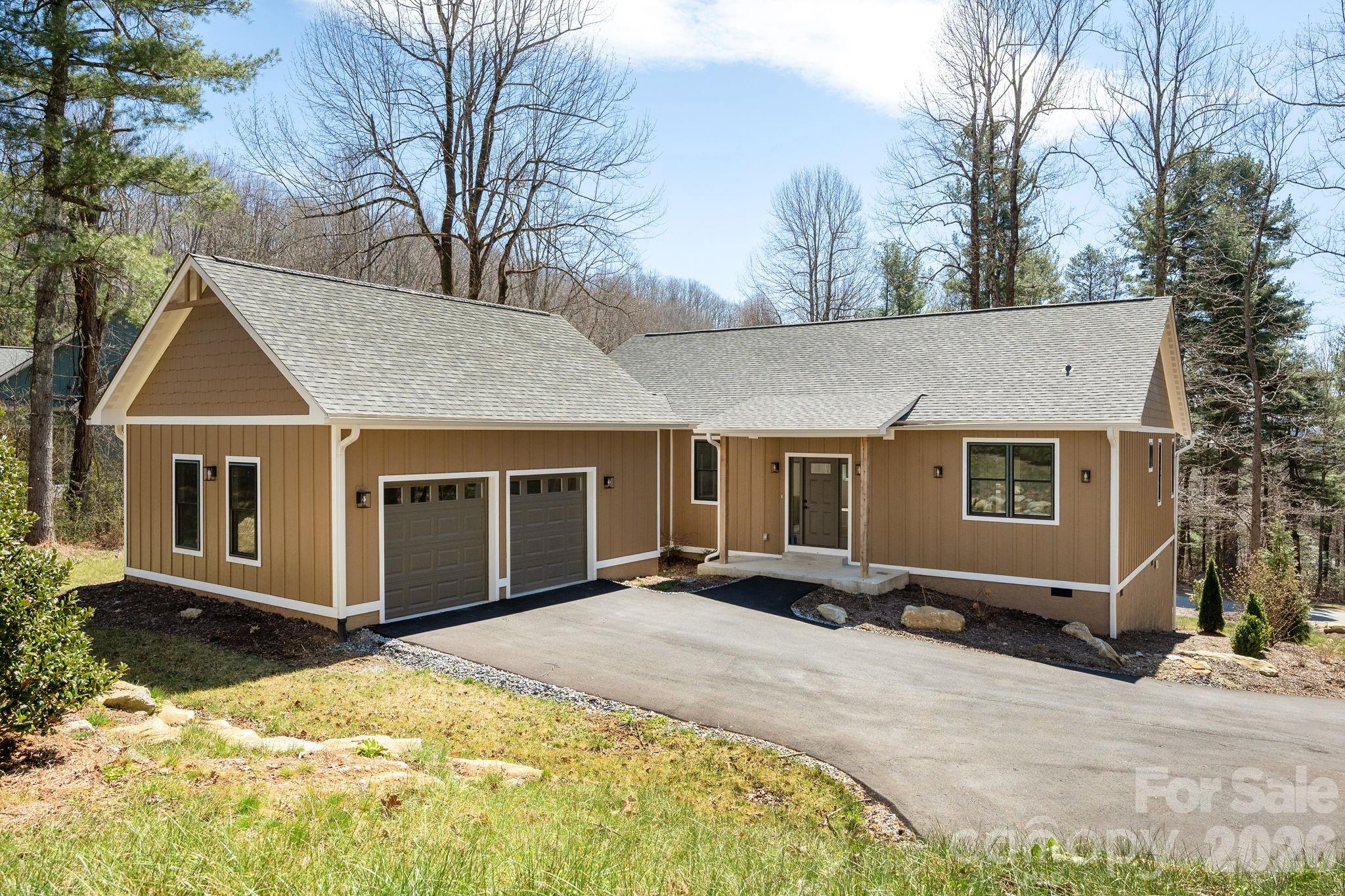 654 Hollybrook Drive