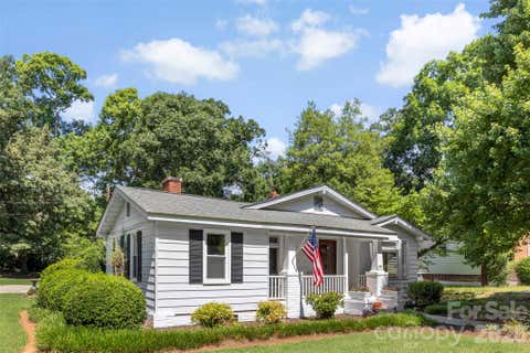 Photo of 603 N 6th Street, Albemarle, NC 28001 (MLS # 4404180)