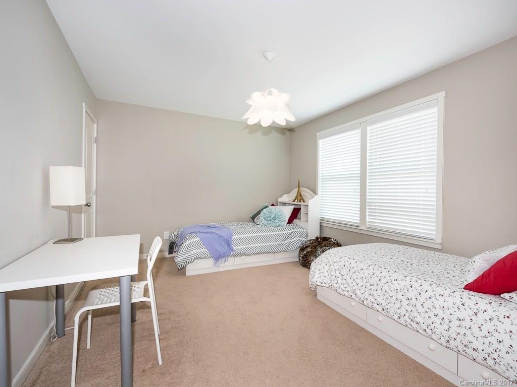 Seven Oaks - Residential