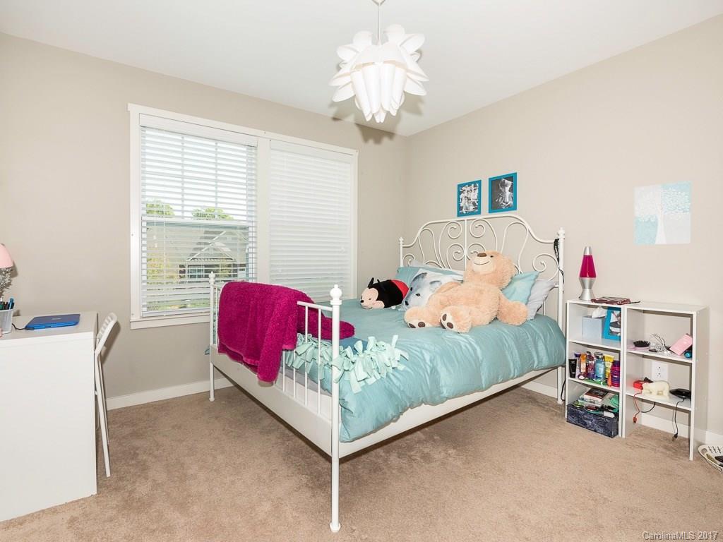 Seven Oaks - Residential