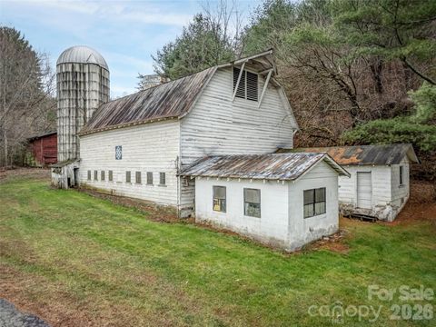 896 Newfound Road Leicester NC 28748