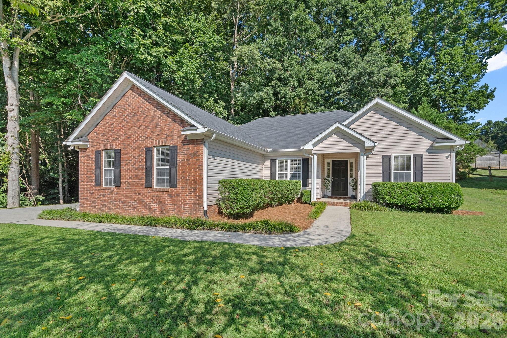 7219 Oxford Hunt Drive, Stanley, NC, 28164