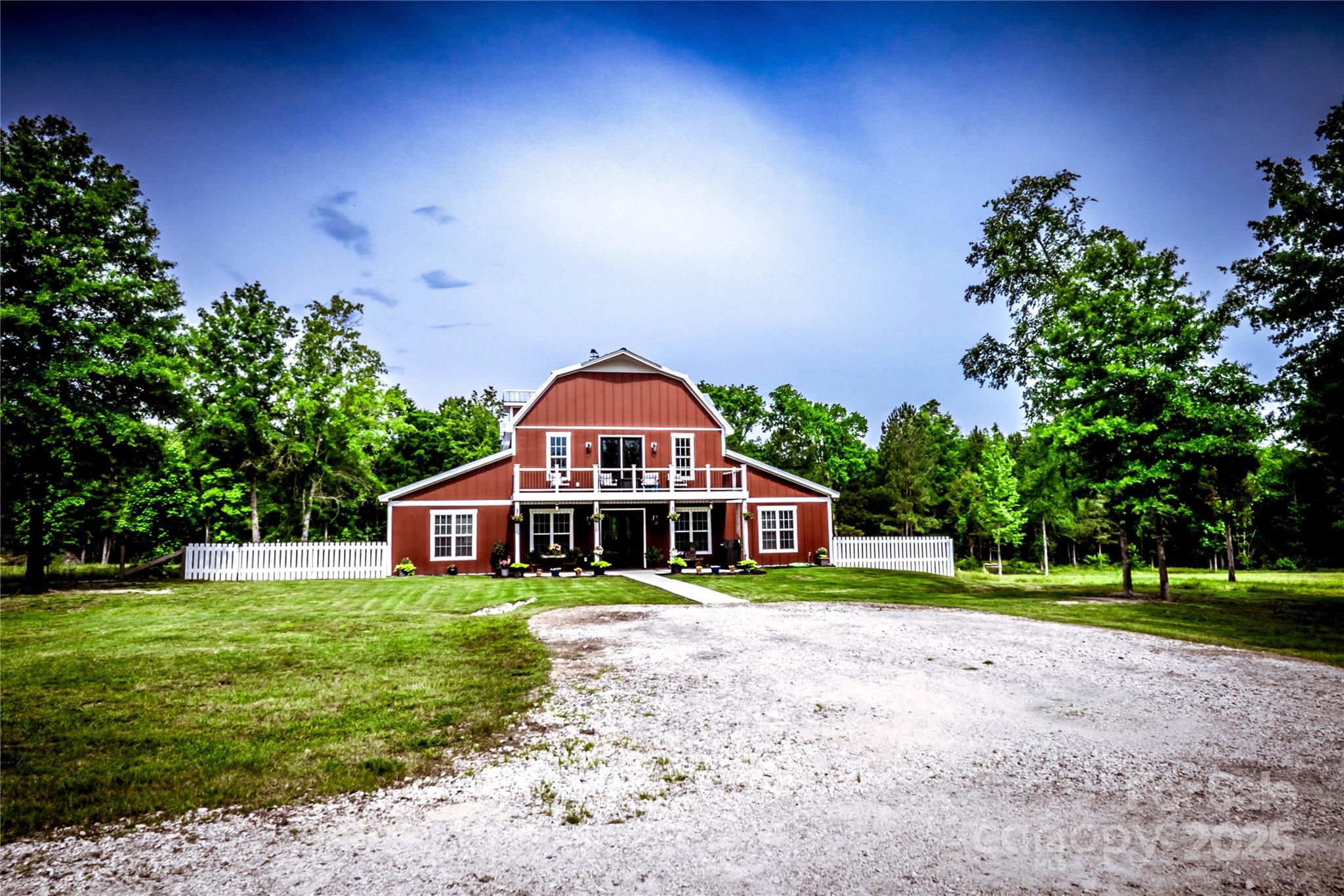 925 Hamilton Road