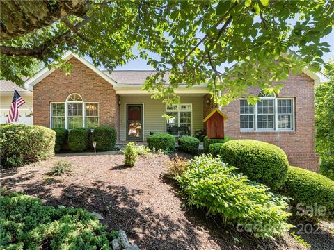 A home in Hendersonville