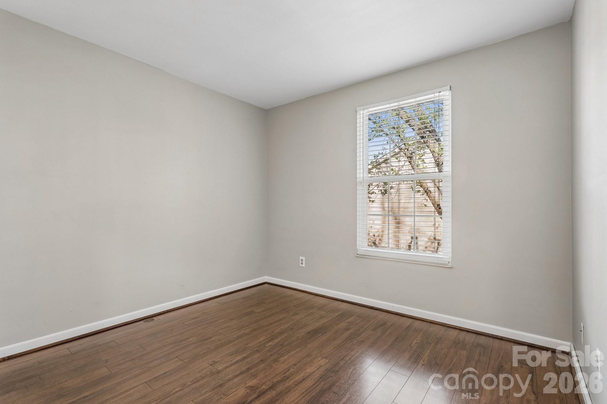 Sardis Glen - Residential