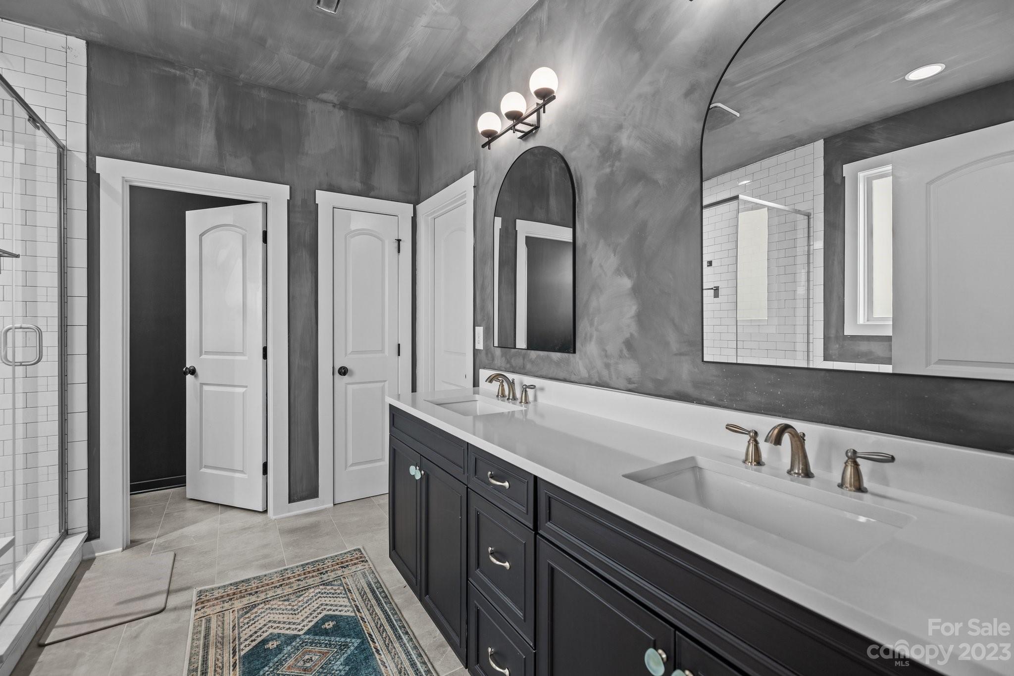 Paddlers Cove - Residential