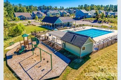 Paddlers Cove - Residential