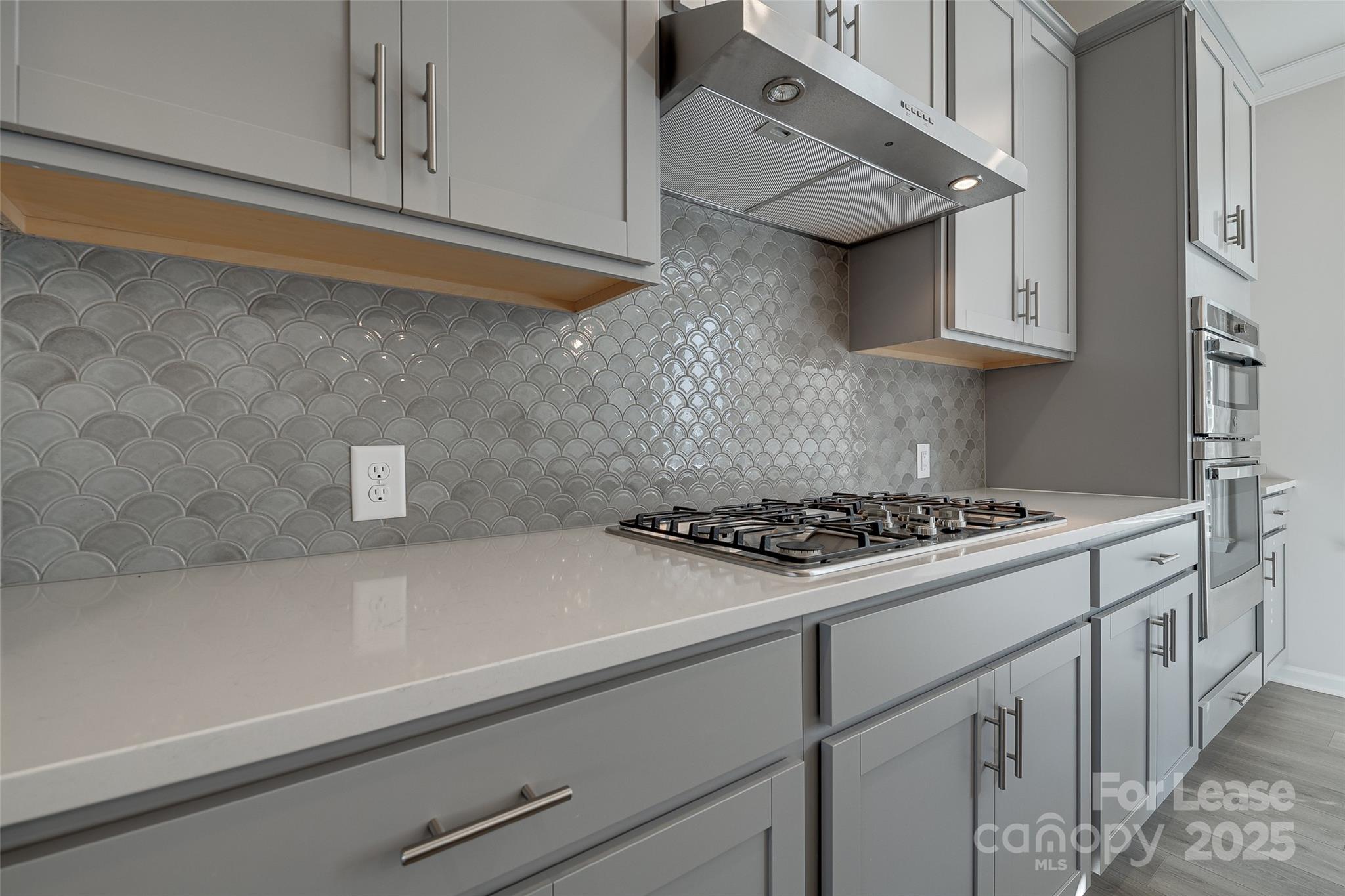 Hudson Oaks Townhomes - Residential Lease