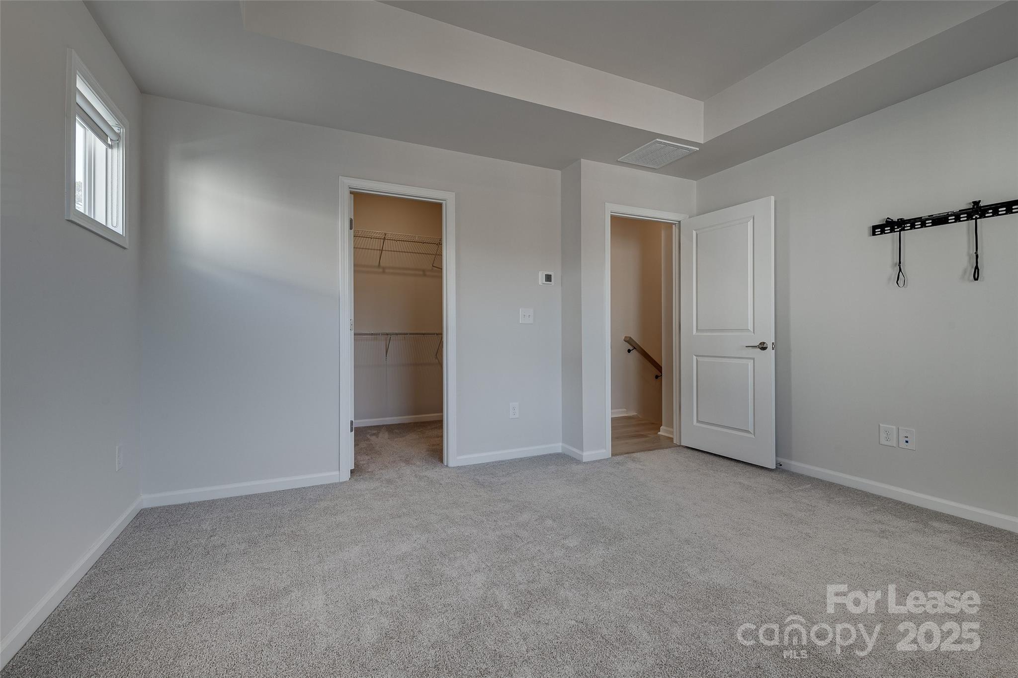 Hudson Oaks Townhomes - Residential Lease