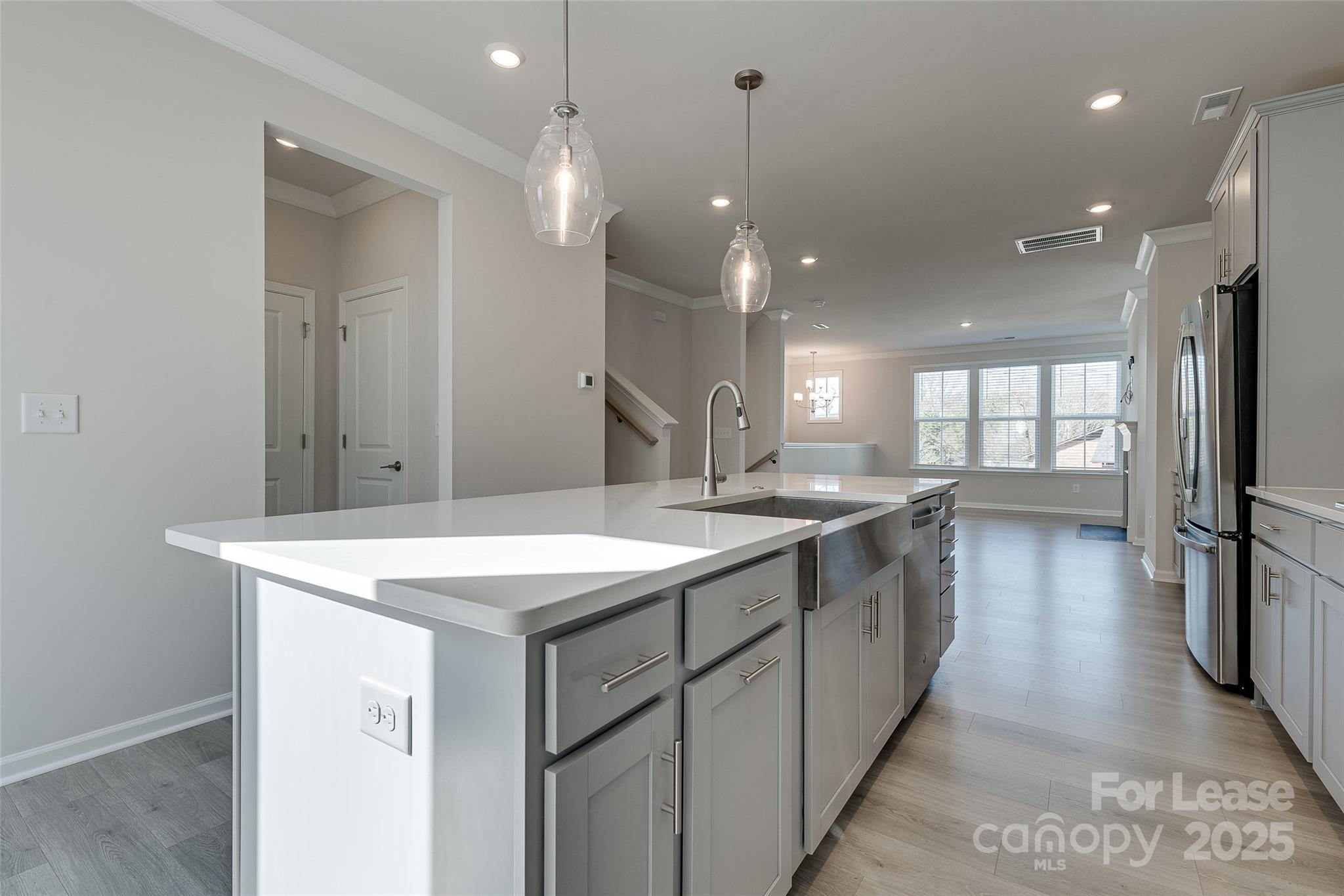 Hudson Oaks Townhomes - Residential Lease