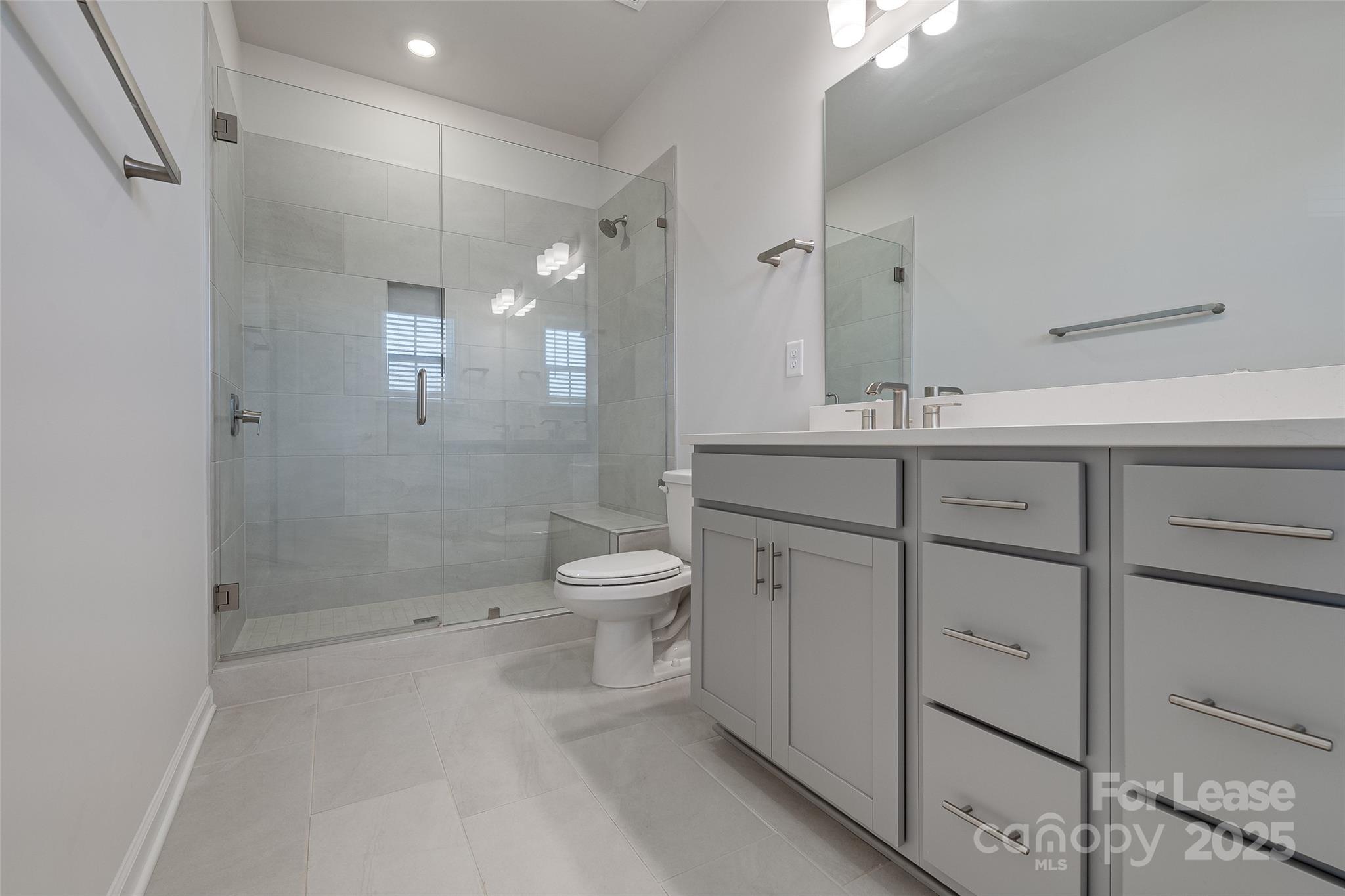 Hudson Oaks Townhomes - Residential Lease